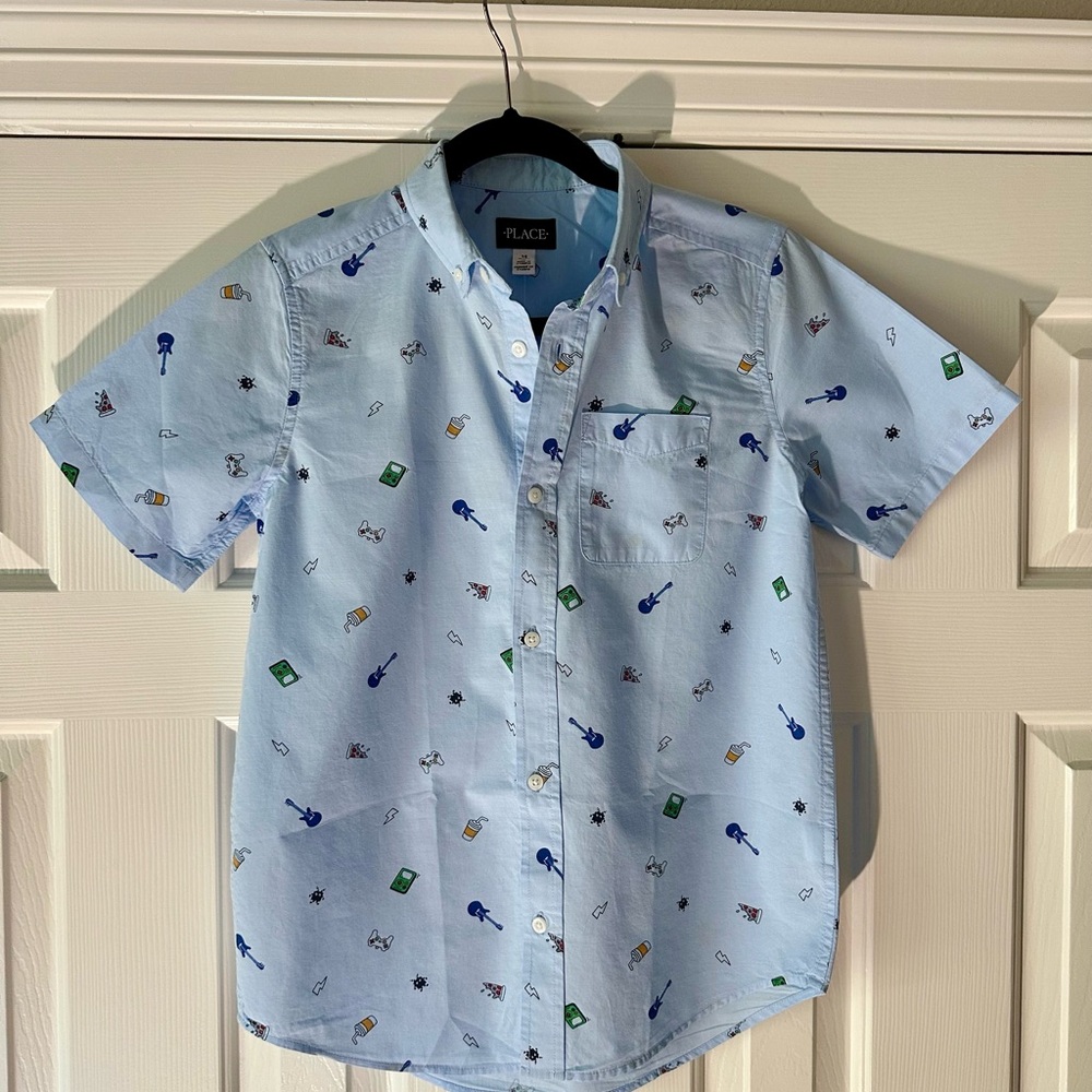 The Children’s Place, Short Sleeve, Button Up
Shirt
Sz 14
NWT